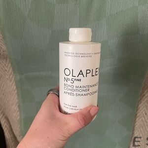 OLAPLEX No.5 Fine Bond Maintenance Conditioner - White